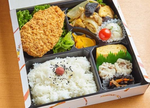 やわらかロースとんかつ＆きくらげの玉子炒め弁当